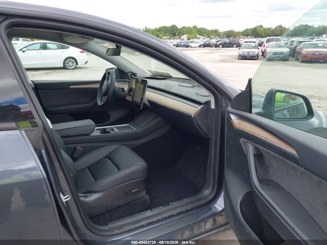 Tesla Model Y 2023 7SAYGDEE1PF616315 Image 5