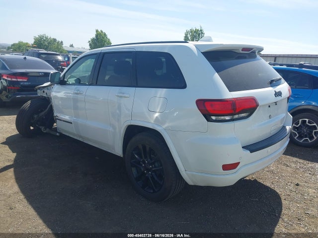 1C4RJEAG7JC404104 Jeep Grand Cherokee Altitude 4x2
