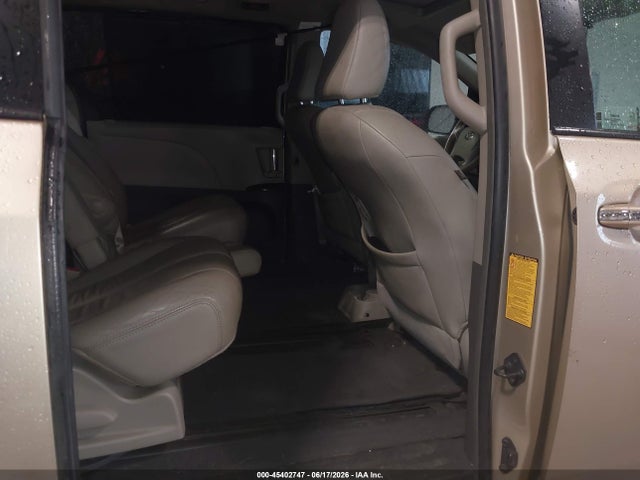 Aukcja sprzedaży 2012 Toyota Sienna Xle V6 8 Passenger, vin: 5TDYK3DC2CS245385, numer aukcji: 45402747