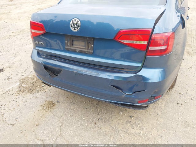 2015 Volkswagen Jetta 2.0l S მანქანა იყიდება აუქციონზე, vin: 3VW2K7AJ3FM279725, აუქციონის ნომერი: 45402764