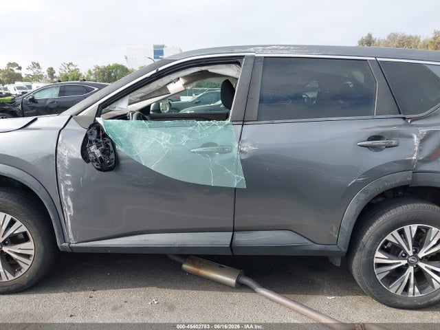 5N1BT3BB4NC670894 Nissan Rogue Sv Intelligent Awd