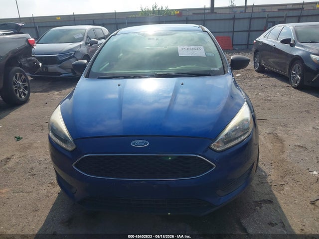 45402833 :رقم المزاد ، 1FADP3FE8JL319654 vin ، 2018 Ford Focus Se مزاد بيع