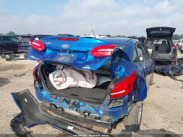 45402833 :رقم المزاد ، 1FADP3FE8JL319654 vin ، 2018 Ford Focus Se مزاد بيع