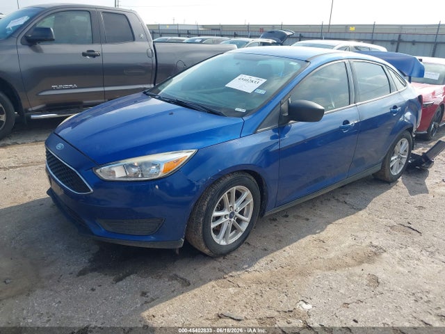 45402833 :رقم المزاد ، 1FADP3FE8JL319654 vin ، 2018 Ford Focus Se مزاد بيع