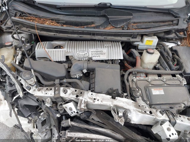 Toyota Prius Two 2015 JTDKN3DU9F0456578 Image 10