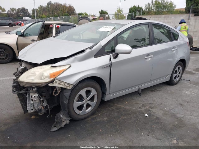 Toyota Prius Two 2015 JTDKN3DU9F0456578 Image 2