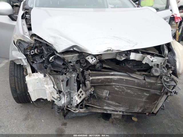 Toyota Prius Two 2015 JTDKN3DU9F0456578 Image 6