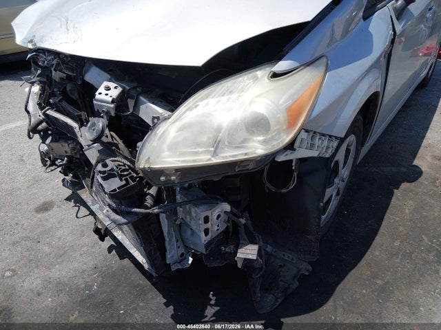 Toyota Prius Two 2015 JTDKN3DU9F0456578 Image 13