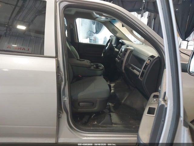 RAM 1500 Classic 2019 1C6RR6KG4KS627714 Image 5