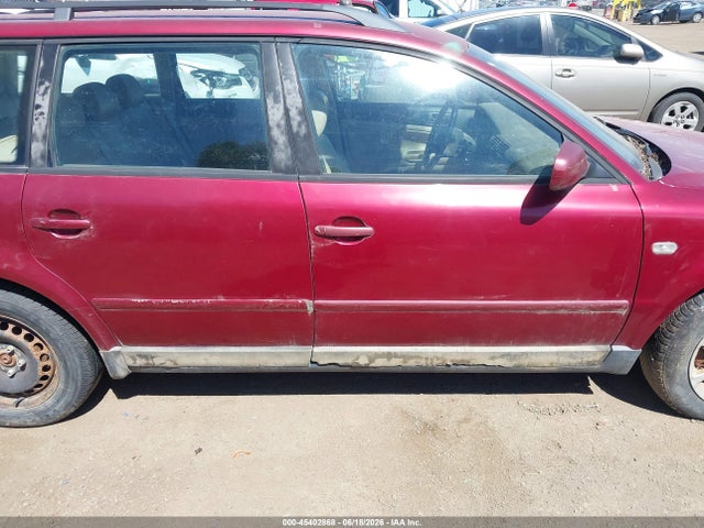 45402868 :رقم المزاد ، WVWRH23B4YE395730 vin ، 2000 Volkswagen Passat Gls V6 مزاد بيع