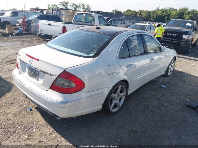 45402874 :رقم المزاد ، WDBUF56X19B421159 vin ، 2009 Mercedes-benz E 350 مزاد بيع