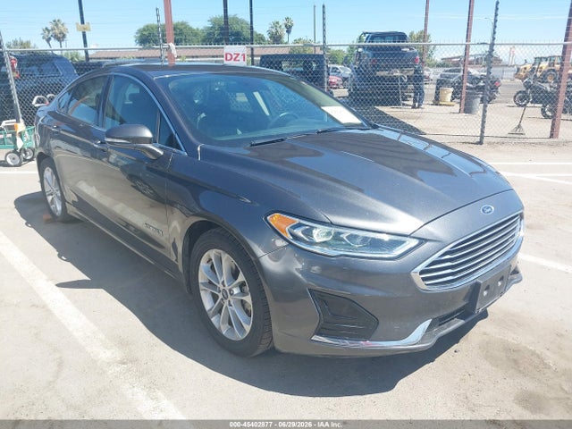 Продажа на аукционе авто 2019 Ford Fusion Hybrid Sel, vin: 3FA6P0MU4KR253057, номер лота: 45402877