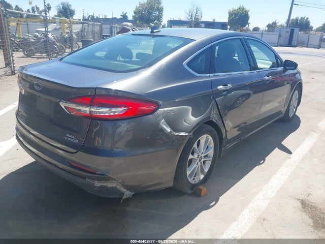 Ford Fusion Hybrid Sel 2019 3FA6P0MU4KR253057 Image 4