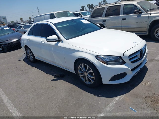 55SWF4JB6GU102140 auction archive image