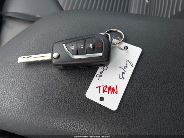 4T1G11AK6MU432779 Toyota CAMRY SE