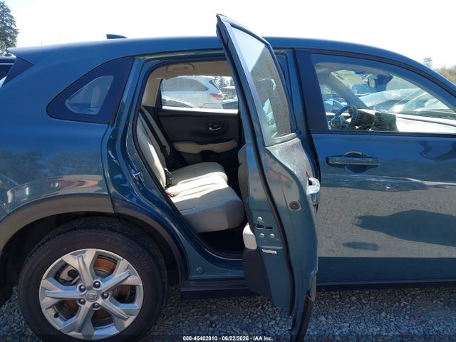 3CZRZ1H37RM752445 Honda Hr-v 2wd Lx