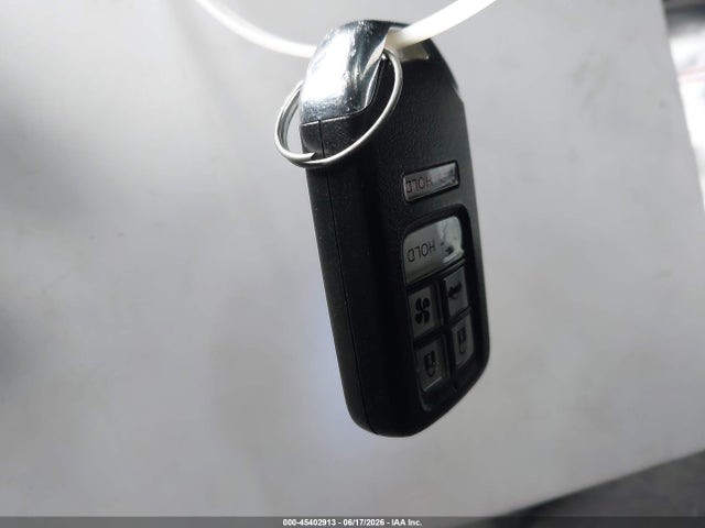 Продажа на аукционе авто 2021 Honda Clarity Plug-in Hybrid, vin: JHMZC5F1XMC001641, номер лота: 45402913