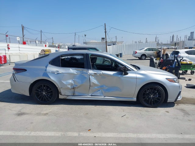 4T1K31AK6NU594644 Toyota Camry Xse Hybrid