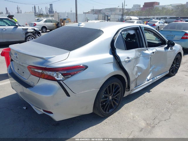 4T1K31AK6NU594644 Toyota Camry Xse Hybrid