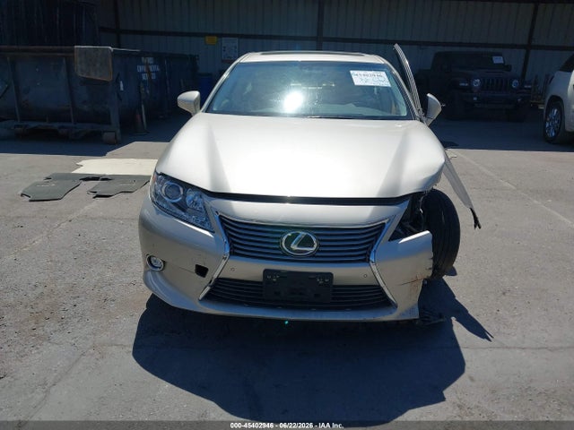 JTHBK1GG2F2162705 Lexus ES 350