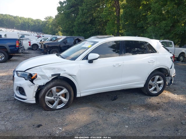 2019 Audi Q3 2.0t Premium მანქანა იყიდება აუქციონზე, vin: WA1AECF3XK1079127, აუქციონის ნომერი: 45402989