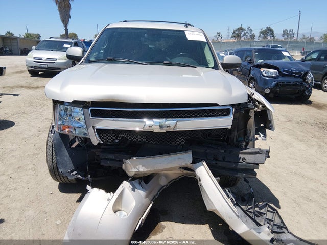 45403006 :رقم المزاد ، 1GNFC16J67J331569 vin ، 2007 Chevrolet Suburban 1500 Lt مزاد بيع