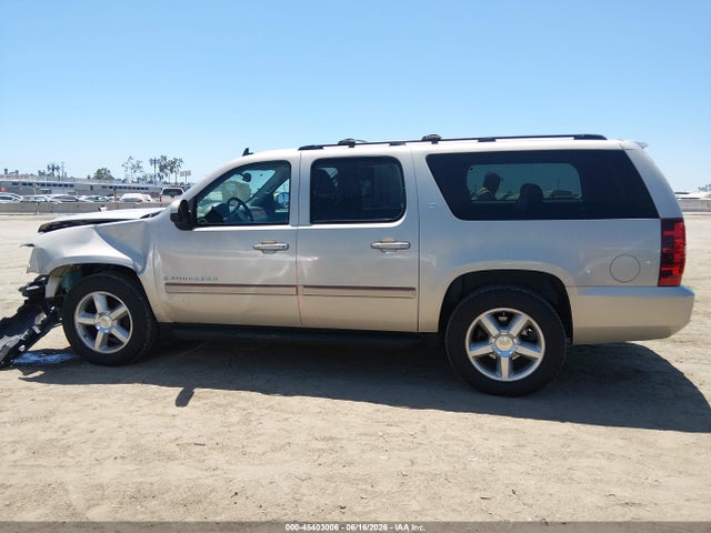 45403006 :رقم المزاد ، 1GNFC16J67J331569 vin ، 2007 Chevrolet Suburban 1500 Lt مزاد بيع