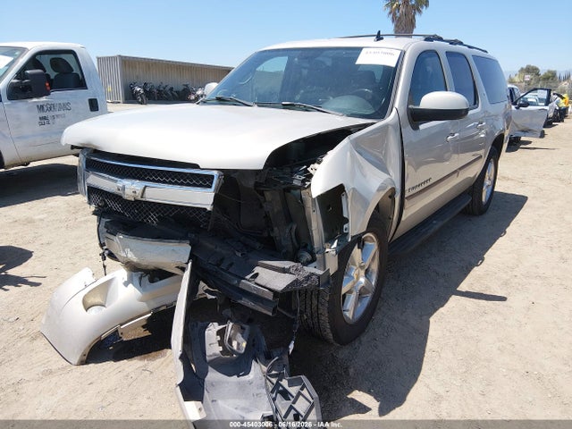 45403006 :رقم المزاد ، 1GNFC16J67J331569 vin ، 2007 Chevrolet Suburban 1500 Lt مزاد بيع