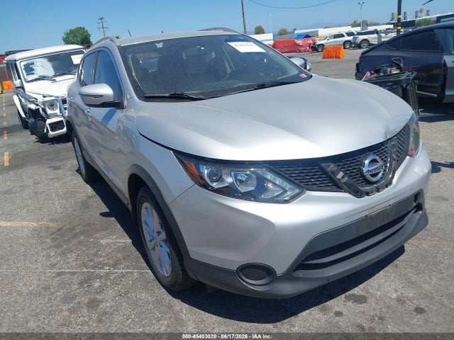 Nissan Rogue Sport Sv 2018 JN1BJ1CP9JW103911 головне зображення