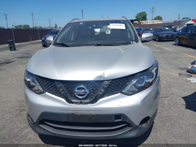 JN1BJ1CP9JW103911 Nissan Rogue Sport Sv