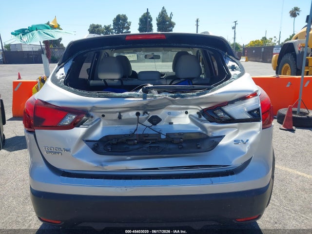 JN1BJ1CP9JW103911 Nissan Rogue Sport Sv