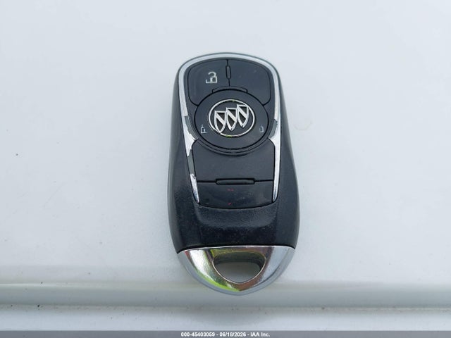 45403059 :رقم المزاد ، 1G4ZP5SS8HU161680 vin ، 2017 Buick Lacrosse Essence مزاد بيع