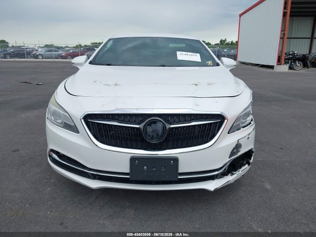45403059 :رقم المزاد ، 1G4ZP5SS8HU161680 vin ، 2017 Buick Lacrosse Essence مزاد بيع