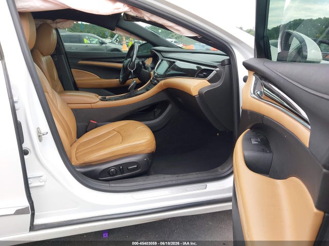 45403059 :رقم المزاد ، 1G4ZP5SS8HU161680 vin ، 2017 Buick Lacrosse Essence مزاد بيع