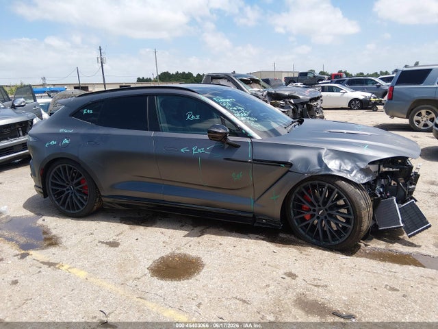 Aston Martin Dbx 707 2025 SD7VUJDW3STV12142 Image 14