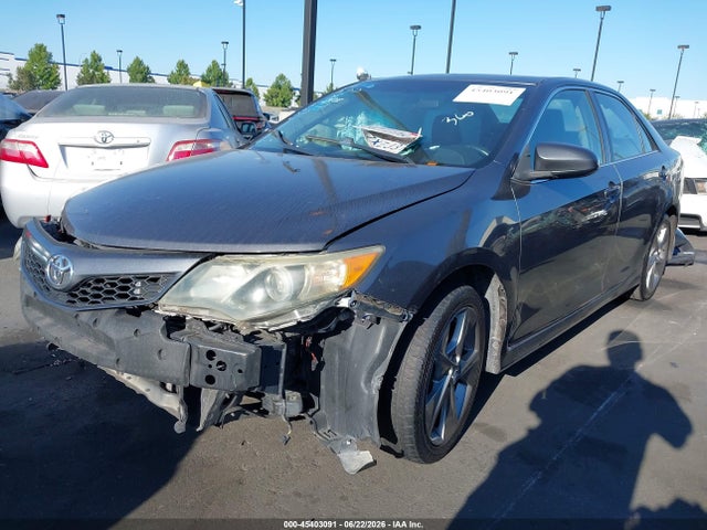 4T1BF1FKXEU820801 Toyota Camry Se Sport