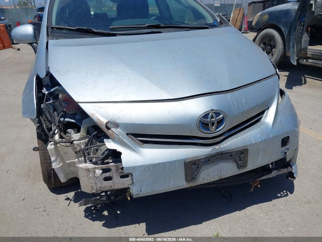 Toyota Prius V Five 2014 JTDZN3EUXE3358623 Image 6