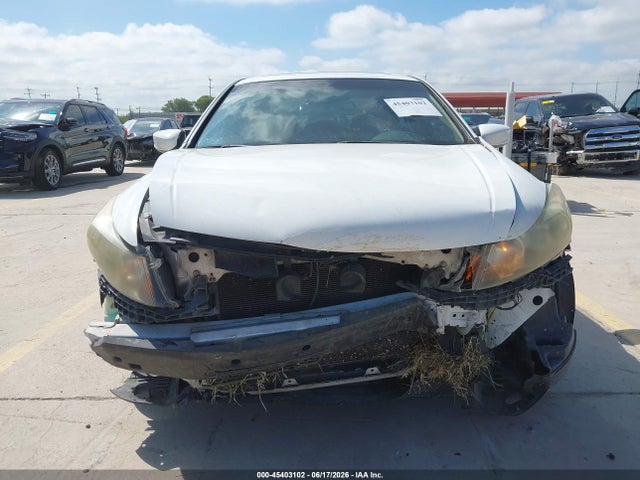 45403102 :رقم المزاد ، 1HGCP2F86BA057691 vin ، 2011 Honda Accord 2.4 Ex-l مزاد بيع