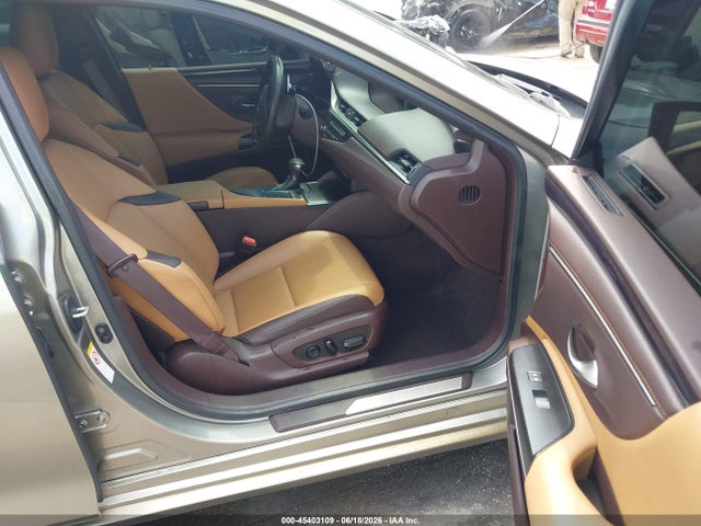 2019 Lexus Es 350 მანქანა იყიდება აუქციონზე, vin: 58ABZ1B14KU027387, აუქციონის ნომერი: 45403109