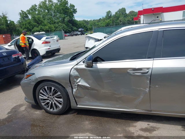 2019 Lexus Es 350 მანქანა იყიდება აუქციონზე, vin: 58ABZ1B14KU027387, აუქციონის ნომერი: 45403109
