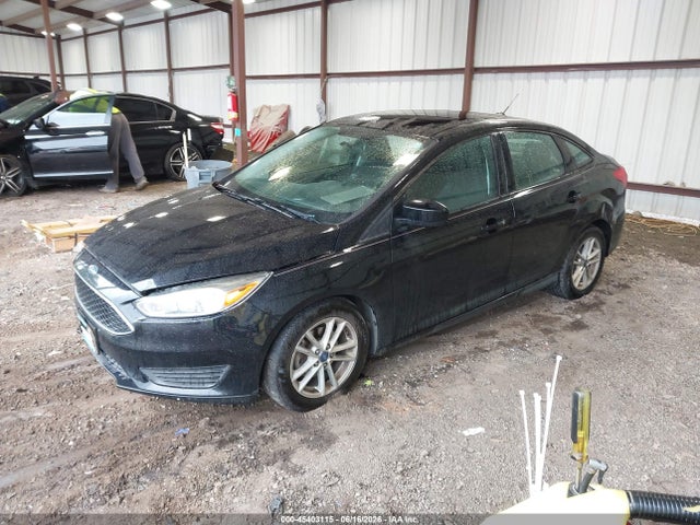 Ford FOCUS SE 2018 1FADP3F29JL298528 Image 2