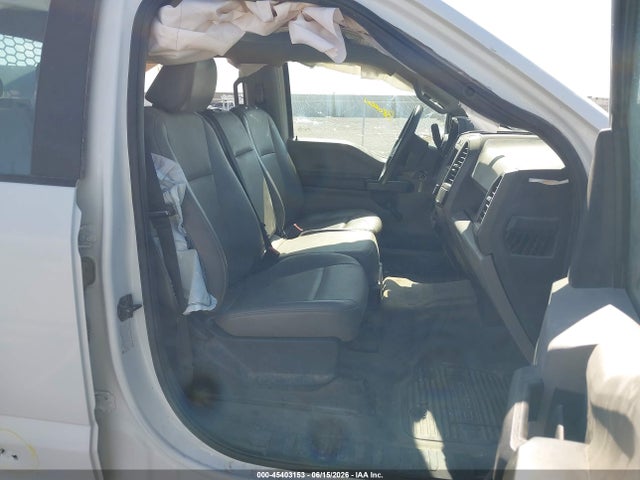 Ford F-350 Chassis 2022 1FD8W3H62NED17361 Image 5