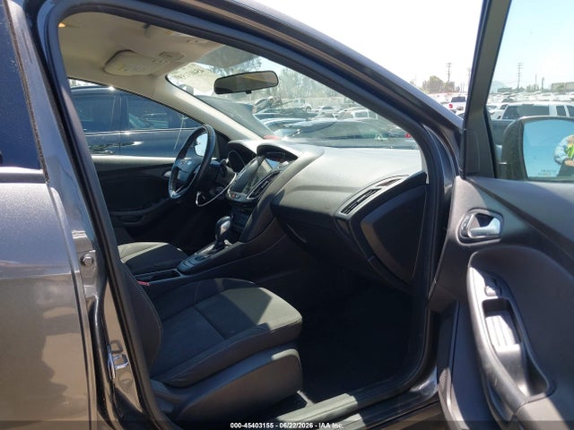 1FADP3F26FL241324 Ford FOCUS SE