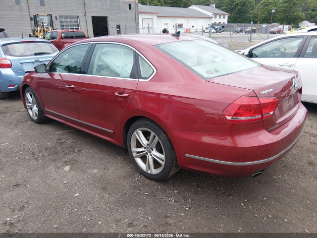 1VWBT7A34FC016188 Volkswagen Passat 1.8t Se