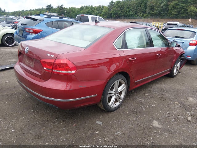 1VWBT7A34FC016188 Volkswagen Passat 1.8t Se