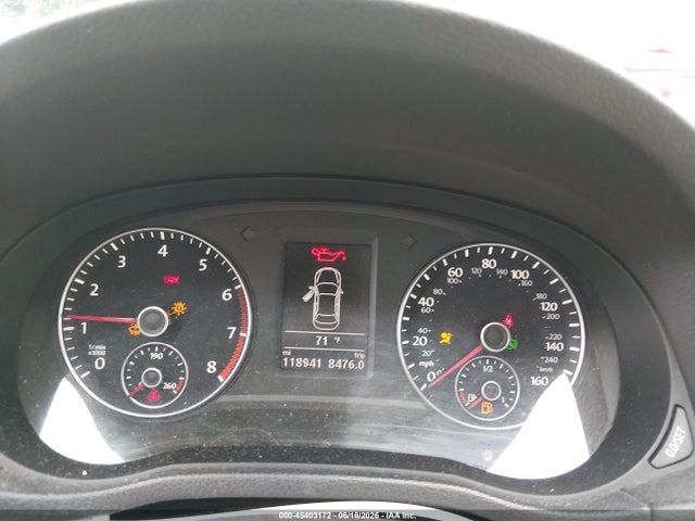 1VWBT7A34FC016188 Volkswagen Passat 1.8t Se