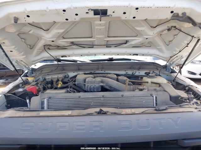 1FTBF2B63GEA32555 Ford F-250 Xl