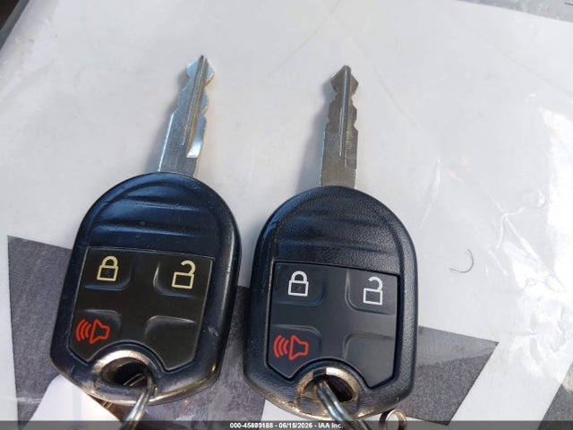 1FTBF2B63GEA32555 Ford F-250 Xl