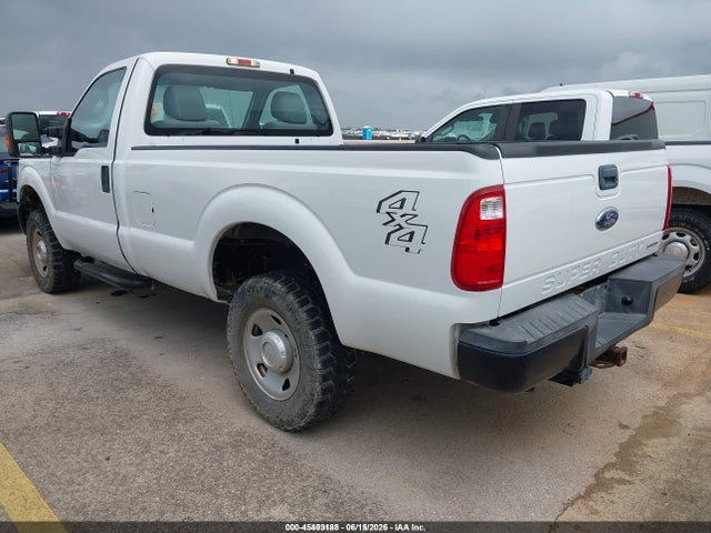 1FTBF2B63GEA32555 Ford F-250 Xl