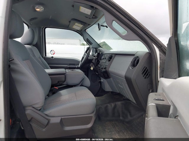 1FTBF2B63GEA32555 Ford F-250 Xl